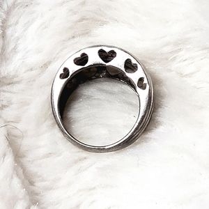 Designer Sterling Silver Rhodium Plated Hearts Ribbed Band Ring